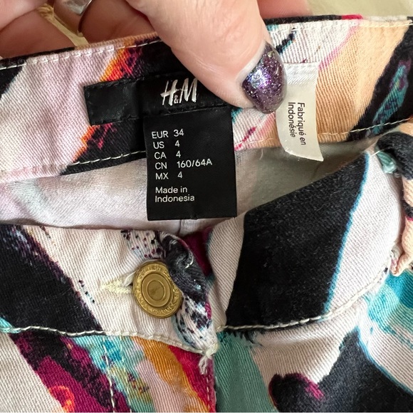 H & M multi coloured jeans - Picture 5 of 11